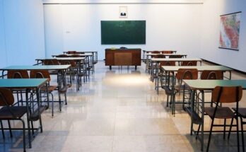 Ανοίγουν Γυμνάσια και Λύκεια