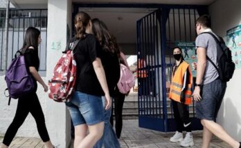 Ανοίγουν Γυμνάσια και Λύκεια