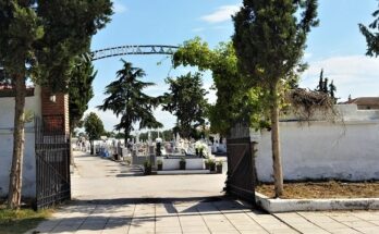 Χαλάστρα καθαρίστηκαν τα Κοιμητήρια