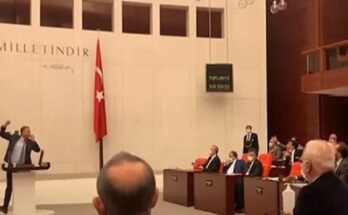 Τουρκική Βουλή πιάστηκαν στα χέρια