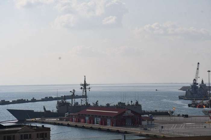 polemika-ploia-thessaloniki