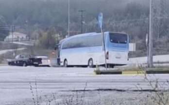 anakopi-pano-sto-timoni-odigos-leoforiou