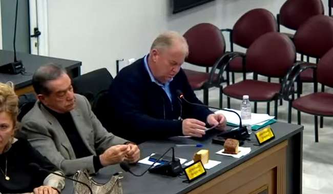 nakos-dimitriadis-i-dimarxos-kataggeli-ton-eayto-tis