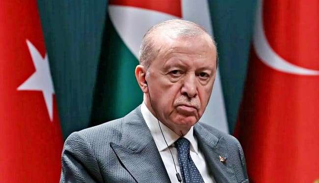 erdogan-i-ellada-prepei-na-stamatisi-ton-exoplismo-ton-nision